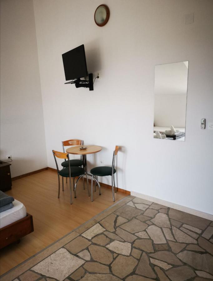 Apartments Plazibat Škrip Kültér fotó